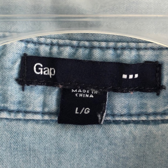 Gap jean shirt - size L - gently worn - Picture 4 of 5